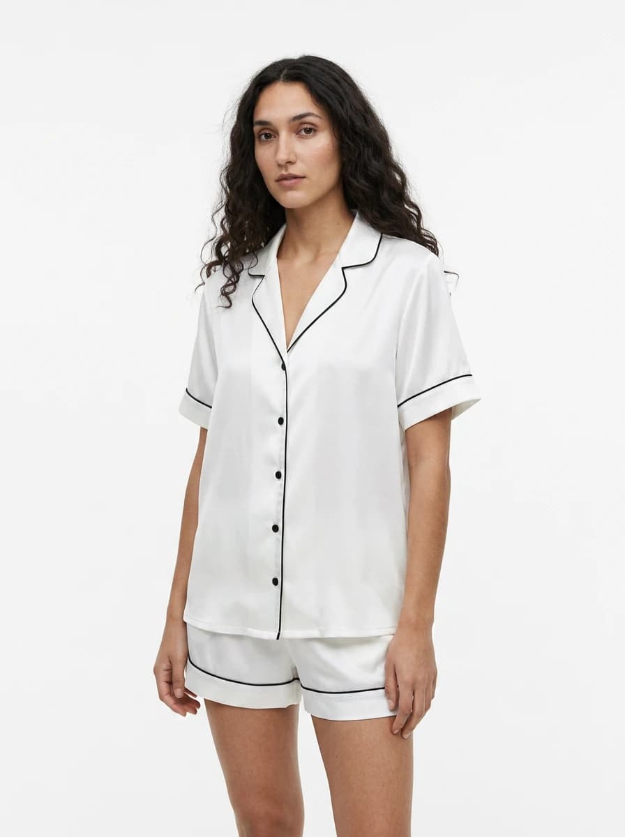 Pijamas de seda